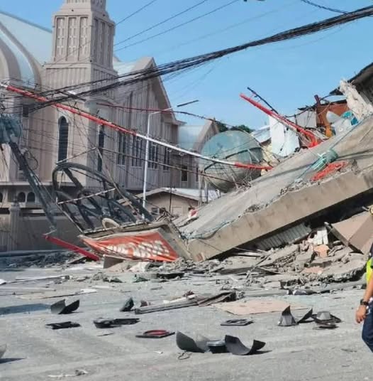 Cutremur DEVASTATOR de 7,8 grade în… Vezi mai mult