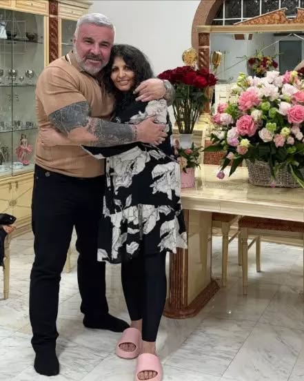 Cum arată impresionanta vilă a lui Sile Cămătaru din Ferentari. Proprietatea care a stârnit numeroase comentarii de-a lungul anilor… Vezi in comentarii