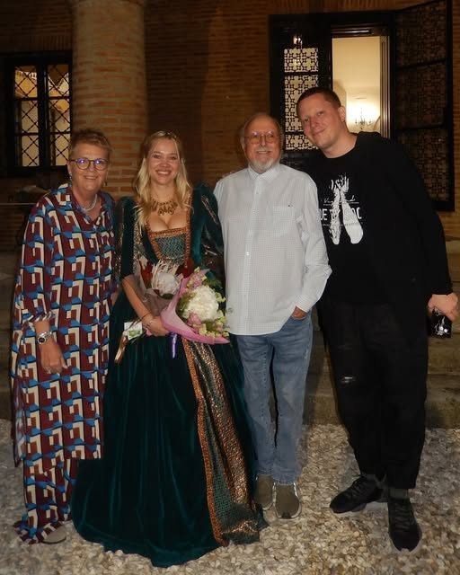 ȘOC în showbiz! Crina Mardare și Mișu Cernea nu… Vezi mai mult
