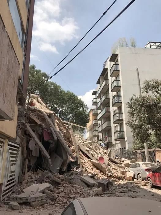 Cutremur de 7,4 grade . Alertă de tsunami și panică în mai multe orașe